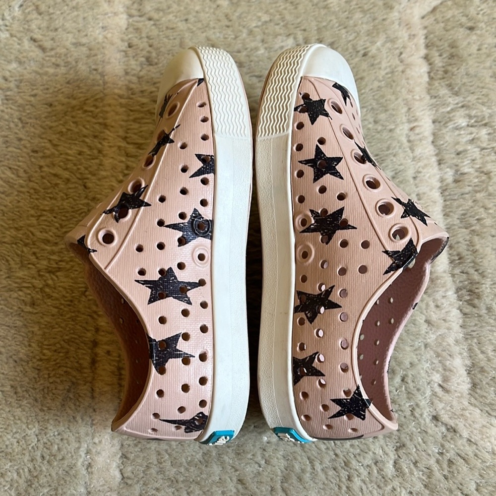 Native Shoes - Picture 5 of 13